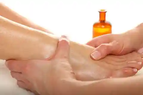 Foot Massage: Mobile Massage at your Hotel in Bali