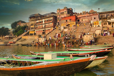 Varanasi : Une excursion privée d'une journée, les points forts et la croisière sur le Gange