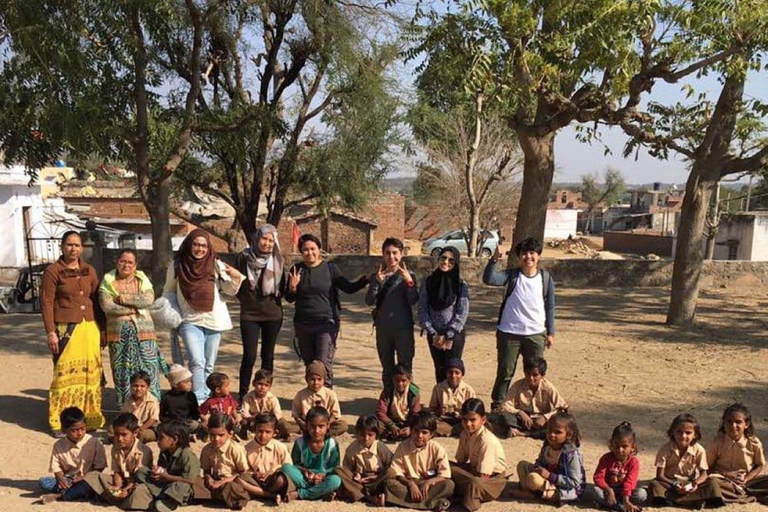 Jaipur: Village Jeep Safari in Open Jeeps