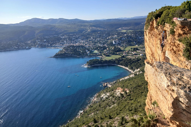 Cassis and Its Stunning Calanques, Marseille, Cap Canaille: Private Tour Marseille, Cassis, and Cap Canaille on a private tour with a local guide