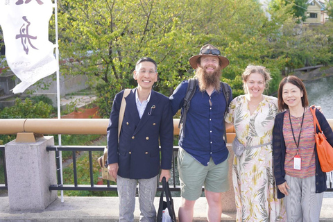 Visite de brasseries de saké japonaises à Kyoto Fushimi