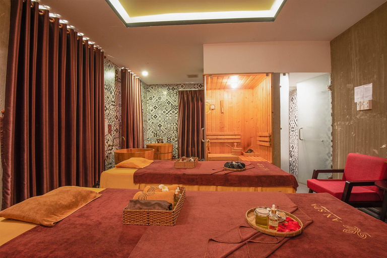 Da Nang: Experience Traditional Thai MassageDa Nang: Experience Traditional Thai Massage - 90 minutes