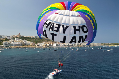 Mellieha Bay: Parasailing