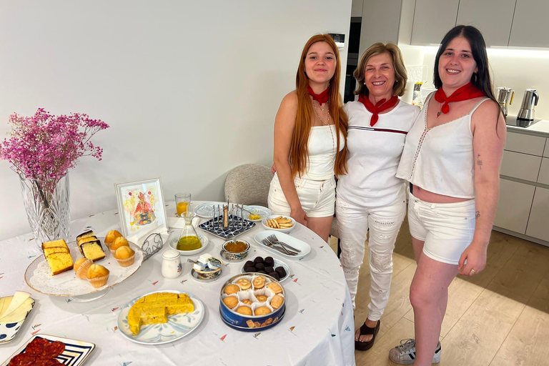 Pamplona Bulls: Balcony View & Gourmet Breakfast