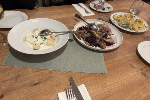 Bratislava: Local Beer and Food Tour with Snacks