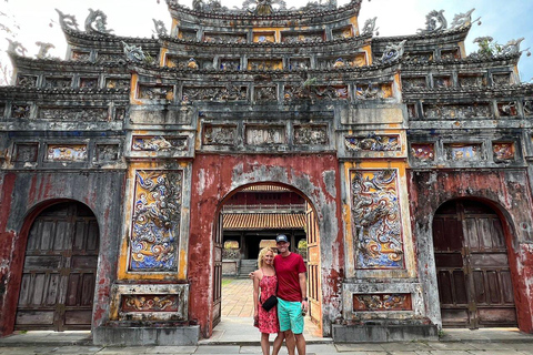 Da Da Nang: tour di 4 giorni e 3 notti a Hue, Hoi An e Da NangDa Da Nang: tour di 4 giorni e 3 notti alla scoperta delle attrazioni principali di Hue, Hoi An e Da Nang