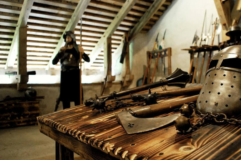 Bled or Ljubljana: Postojna Cave & Predjama Castle Tour