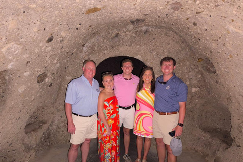 Santorini: Semi-Private Tour with Local Guide 5-hour Semi-Private Tour