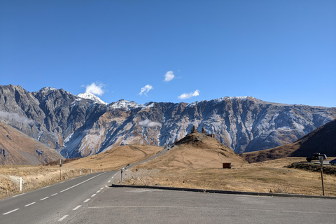 Tbilisi: Kazbegi, Gudauri, Ananuri - Private guided tour