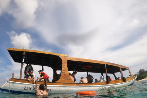 Gili Trawangan : Private Snorkeling Sunrise and Sunset Tour