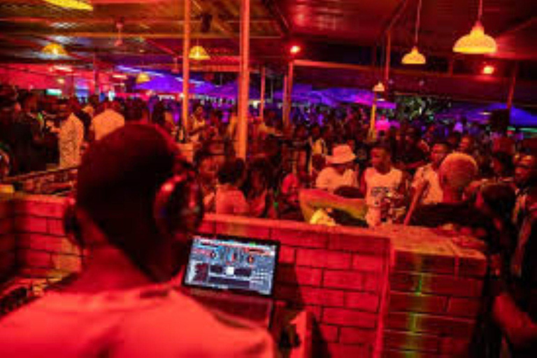 Livingstone: Nightlife Pub and Club Tour with Transfers