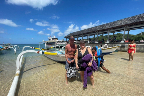 Snorkling på Bali: Snorkling vid Blå lagunen och Tanjung Jepun med lunch