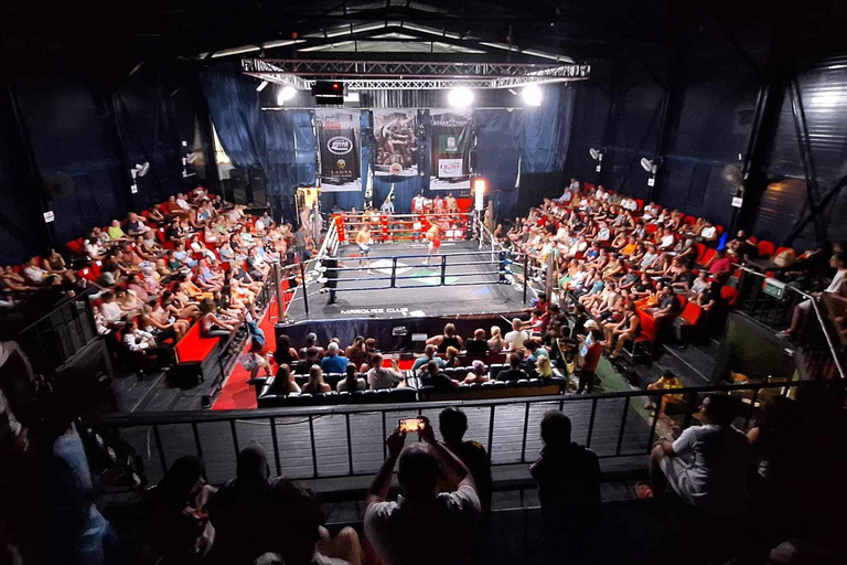 Krabi: Ao Nang Landmark Stadium Muay ThaiSittplats vid ringside