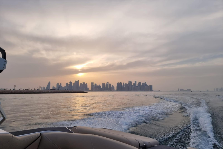 Doha: Jetboat Ride with Hotel Pickup and Snacks