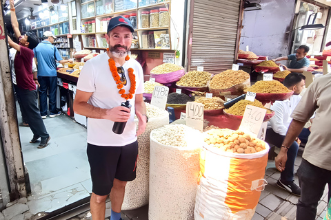 Shopping Tour of Old Delhi and New Delhi With Guide Shopping Tour With Professional Guide and Tuk-tuk Ride