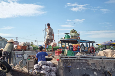 From HCM: Explore Mekong Delta & Floating Market For 2 Days Private Tour & Private Car Transfer & Private Tour Guide