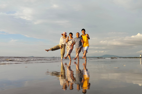 Bongawan Wetland: Proboscis Monkey and Fireflies Shared Tour Shared Tour