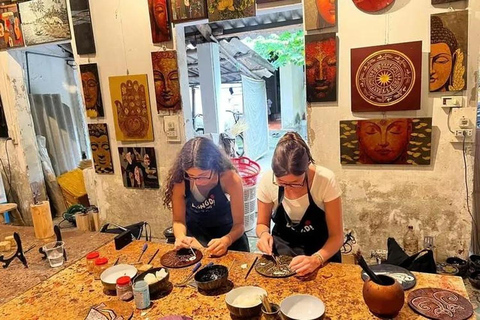 Hanoi: 2-Day Incense Villages & Jeep City Experience