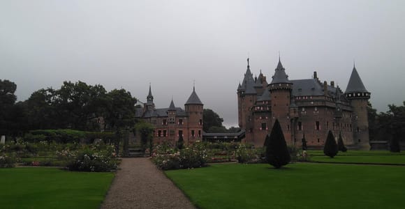 Von Amsterdam aus: Muiderslot und De Haar Castle Tour