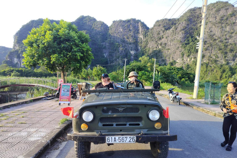 Hanoi: Ninh Binh Jeep Tour to Bich Dong, Trang An, Mua Cave