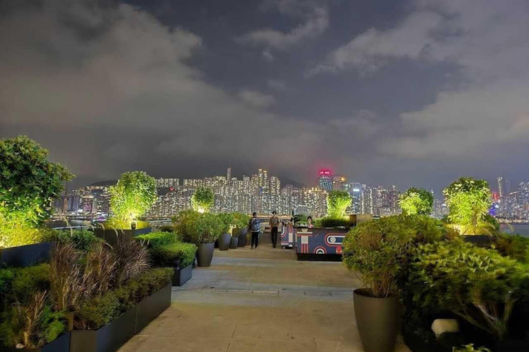 Hong Kong: One Night in Exclusive Rooftops and Secrets Clubs