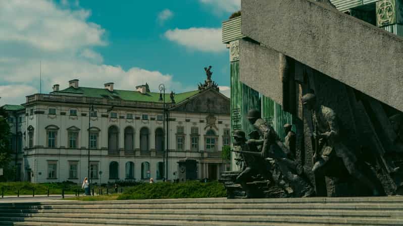 Warsaw: WWII Warsaw Uprising Private Guided Walking Tour