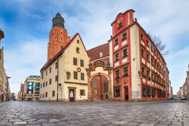 Wrocław: Old Town Private Walking Tour with Viewpoint Entry Wrocław: Old Town Private Walking Tour with Viewpoint Entry