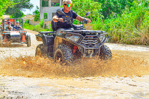 Punta CanA: Wycieczka ATV z wizytą na farmie ekologicznej i plażowaniem1 pojazd Atv dla 2 osób w jednym pojeździe Atv