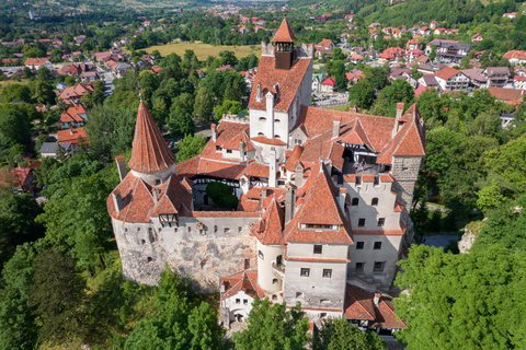 Tour esclusivo di 1 giorno in auto: Peles, il Castello di Dracula e Brasov