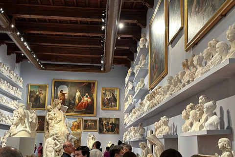 Florence: Accademia Gallery Guided Tour with Priority Access