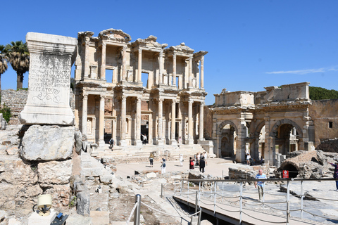 Kusadasi: Ephesus Private Tour with Turkish Bath Experience