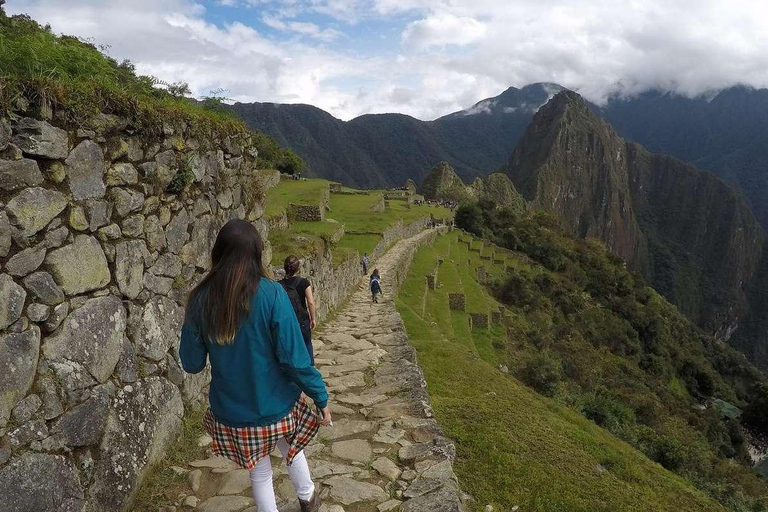 Cusco : Visite du MachuPicchu et repos dans la ville d&#039;Aguas Calientes