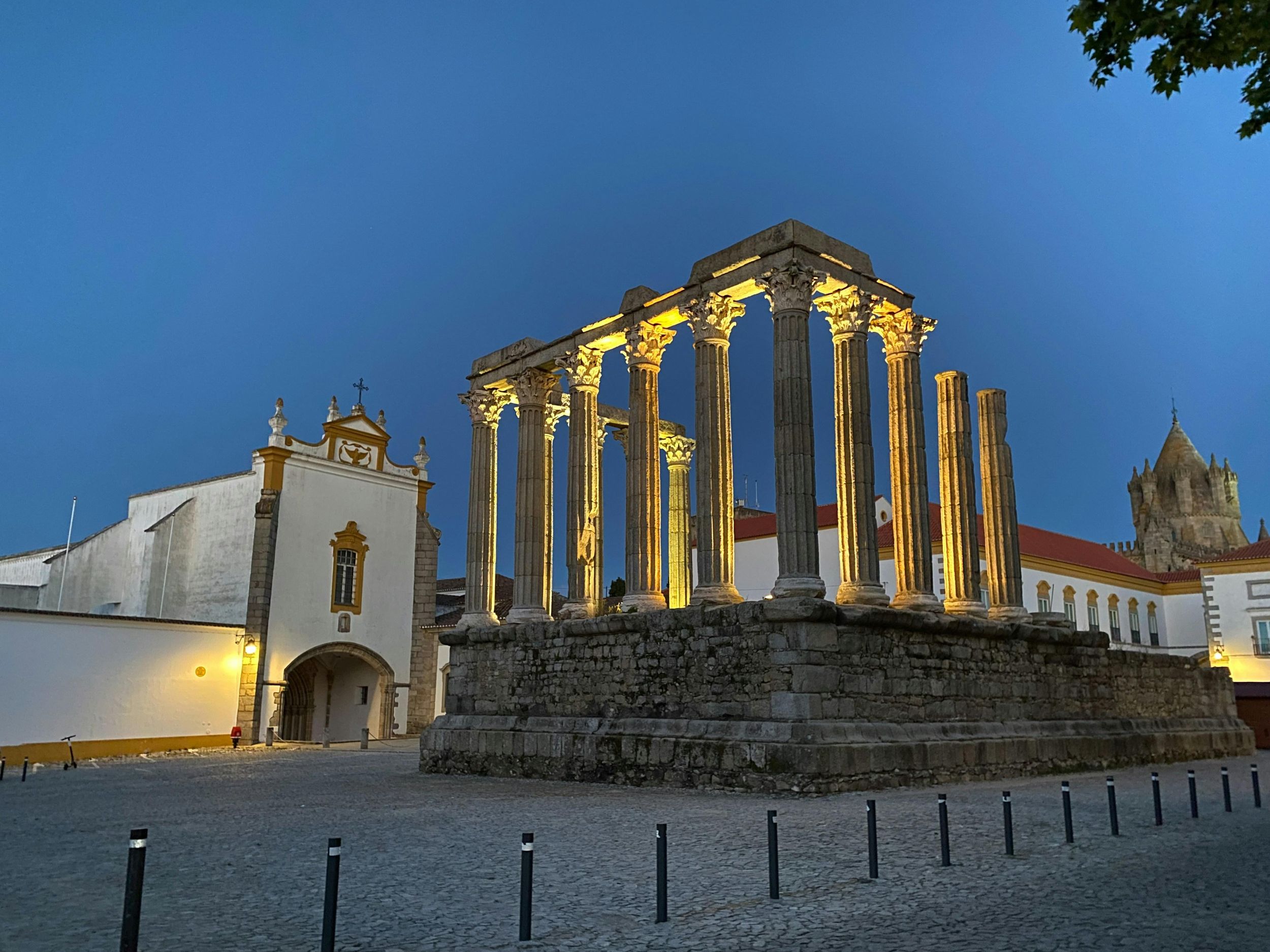Ab Lissabon: Private Tagestour nach Évora und Elvas mit Abholung