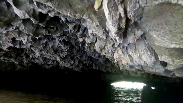 Ninh Binh Day Trip: Bai Dinh - Trang An - Mua Cave