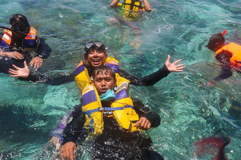 Gili Islands Lombok: 4 Hour Private Group Snorkeling Trip