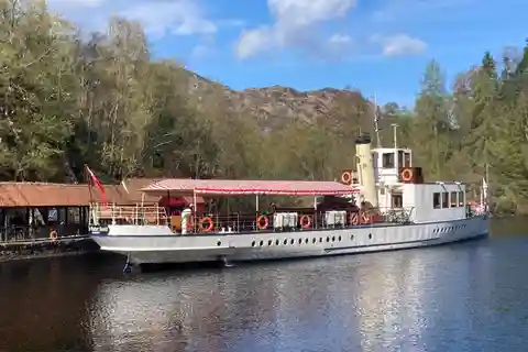 Loch Katrine: Steamship and E-Bike Tour from Trossachs Pier