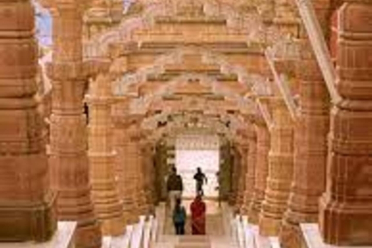 transfert privé de jodhpur à jaisalmer avec le temple d'osianjod to osian jsm