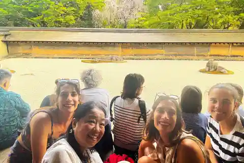 Ryōan-ji, den største zen-hagen - omvisning på 80 min.