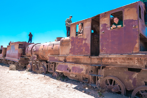 City of La Paz | 3-Day Uyuni Round-Trip Expedition Tour with Spanish-speaking driver