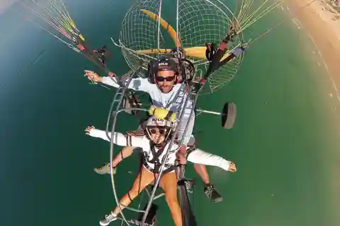 Lima: Experiência em parapente e paratrike | Sobrevoe a Costa Verde