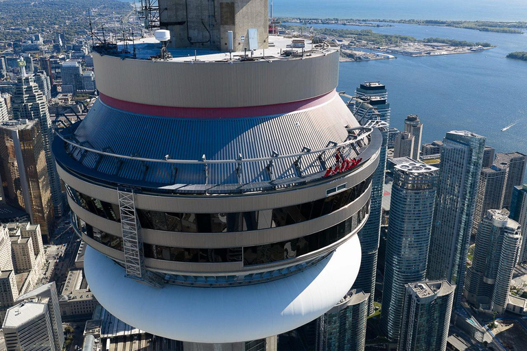 Toronto: CN Tower EdgeWalk Adventure Experience