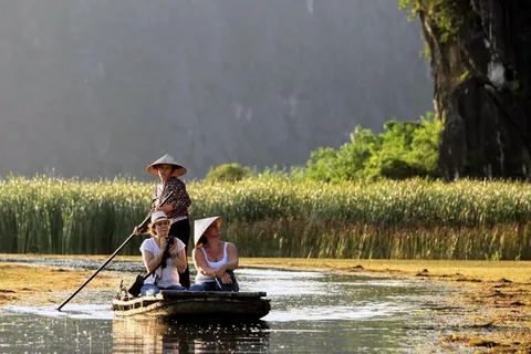 Excursión Privada al Bosque de Cuc Phuong y a la Reserva Natural de Van Long