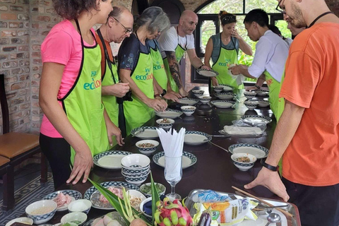 Hue: miasto cesarskie, lekcje gotowania, wycieczka do lagunyHue: Miasto Cesarskie, Kurs Gotowania, Wycieczka do Laguny