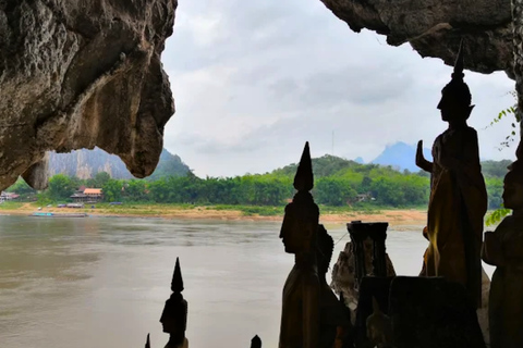 Huay Xai: One-Day Mekong Cruise to Luang Prabang & Caves