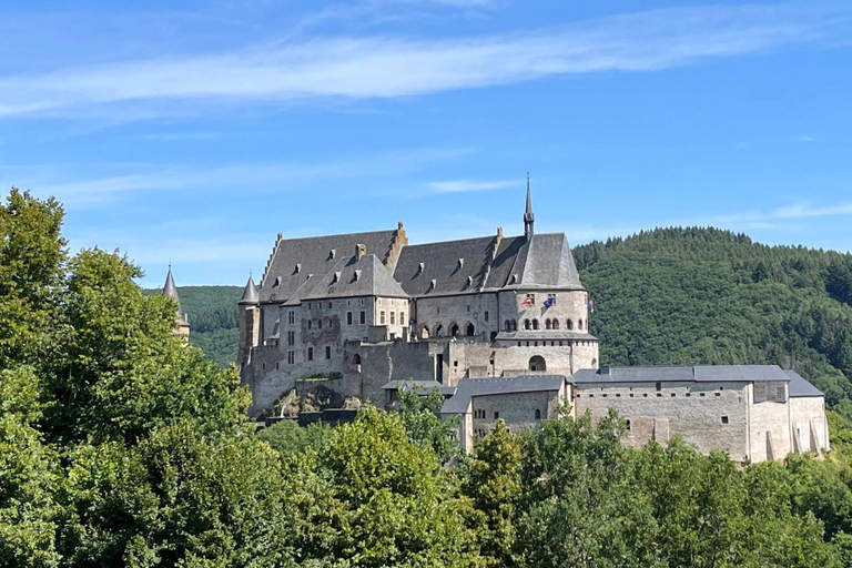 Luxembourg: Vianden Castle Guided Tour with Transfer