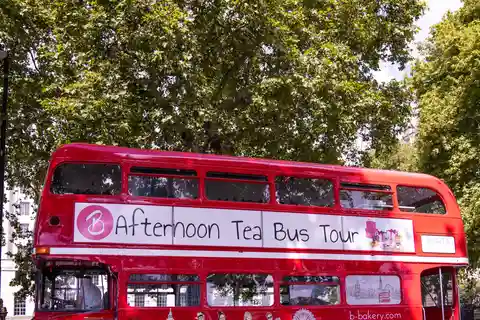 Londres: Excursão de ônibus para o chá da tarde clássico
