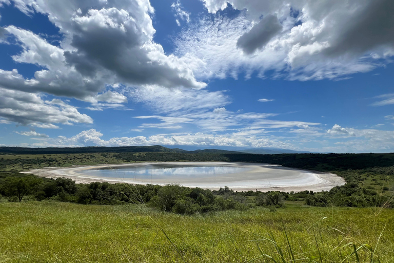 Queen Elizabeth National Park: 2 Days Wildlife Safari