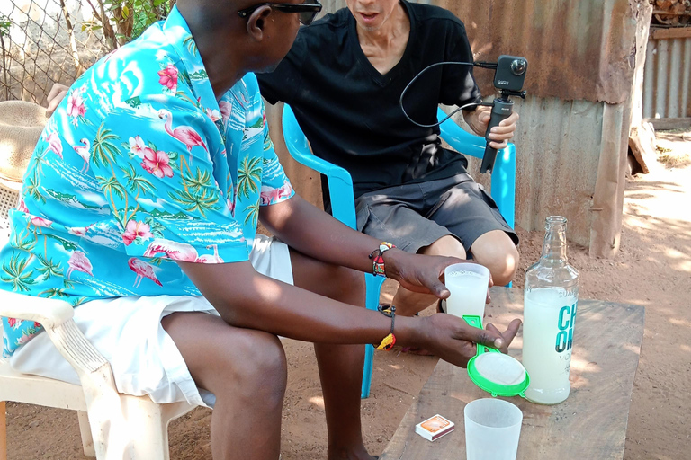 Mtwapa : Journée d&#039;excursion dans les ruines de Jumba et le village de brousse et dîner dans le village.