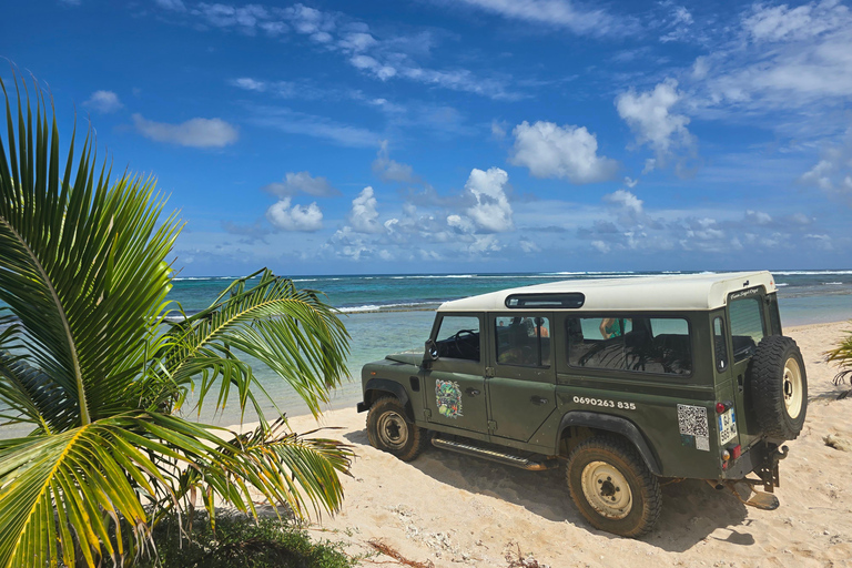 4x4 Land Rover day trip with Fanm Sosyal Kréyol in Guadeloupe Half-Day