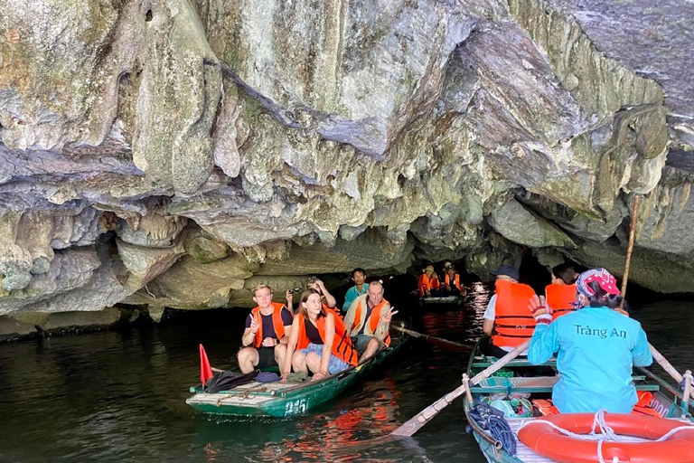 Hanoi 3-Day: Lan Ha - Ha Long Bay & Ninh Binh 5-Star Cruise